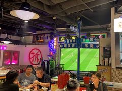 -马路牙子烧烤音乐酒馆(望京店)