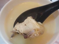 -鲜入围煮花胶鸡海鲜火锅