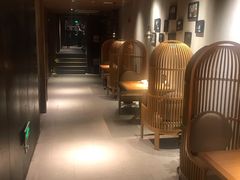 等位区-黛瓦里巷(南京东路店)