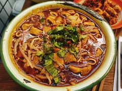 肥肠酸辣粉-脑馋粉儿(三里屯店)