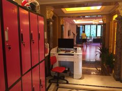 NewFit健身工作室-思迈威健身(积玉桥万达店)
