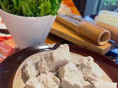 -憨孃孃·重庆老火锅(红山黑金店)