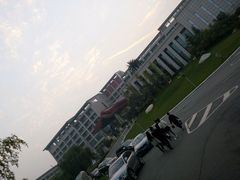 -西安国际创新人才交流中心•药浴温泉