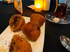 -Efes Turkish & Mediterranean Cuisine 艾菲斯餐厅(陆家嘴店)