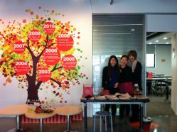 照片&nbsp;026-上海彩妆秀摄影设计有限公司