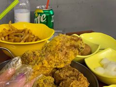 -BHC炸鸡(明洞总店)