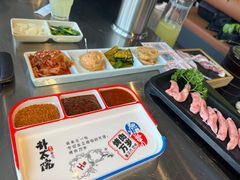 -朴太院·烤肉万岁·创意首尔料理(中联广场店)