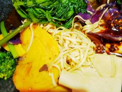 -万记麻辣烫国展总店