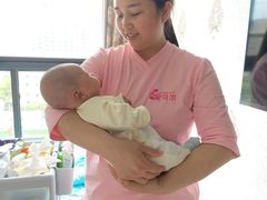 -爱贝尔高端月嫂(母婴护理)