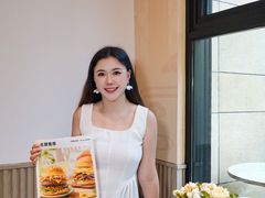 -必胜客(WOW中心城店)