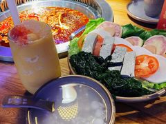 -城墙拐拐火锅(三峡广场黑金冠店)