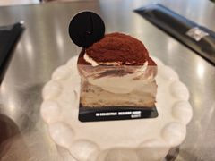 -W COLLECTIVE  DESSERT SHOP