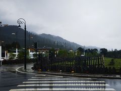 -鲁朗纳麦石锅鸡庄园