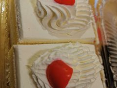 -红宝石·鲜奶小方·海派西点房(南翔店)