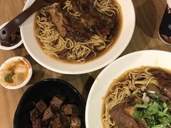 半斤半肉拉面-厝内小眷村(天河南一路店)