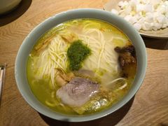 -亮亮拉面(师范路店)