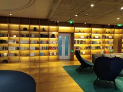 -蔚来中心(北京中关村店)