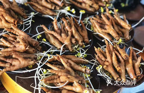Braised Chicken Feet in Secret Sauce