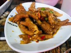 网红柠檬鸡爪-龙巢盱眙龙虾·牛蛙·烧烤宵夜(八卦岭店)