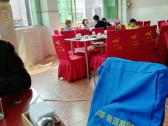 大堂-佘记全家福芋儿鸡(向阳街总店)