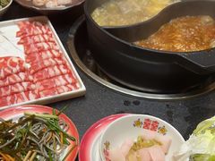 -沸炉重庆老火锅(军事博物馆店)