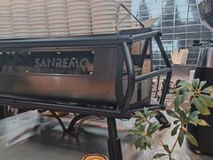 -M Stand(BFC外滩金融中心店)