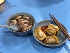 -天天锅贴王(迎凤街店)