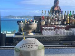 -瑰丽酒店·海吧·天际下午茶·现场DJ·天台酒吧