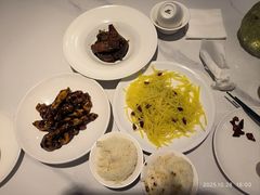 -黄弟大排档·湖南菜·小龙虾·小海鲜(凯旋北路店)
