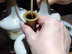 -白乐天毛肚火锅馆(解放碑店)
