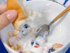 -白玉兰食品甜凤店(合生汇店)