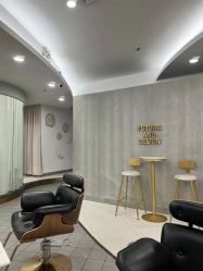 点击看大图 -八佰伴8008星级形象店
