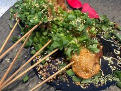 -小董哥烤串·爆汁大油边(故宫店)