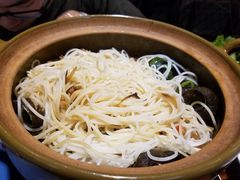 -食爺炭炉鸡煲·烧烤