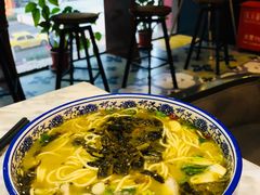 -轻捞慢起面馆(新世界百货店)