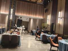 -凤凰园烤鸭店·唐山菜·传承花椒肉(老唐丰路店)