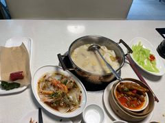 -煲王粤菜餐厅(中侨中心店)