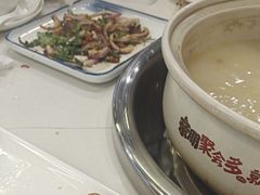-土连锅·现熬养生汤锅(梁家巷店)