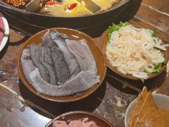 -渝嘴小老弟老火锅(华新村店)