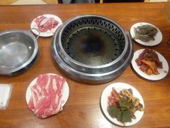 -比尔森韩式烤肉自助(国商店)