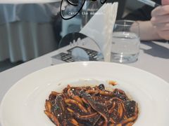 响油鳝丝-屋里厢上海菜馆