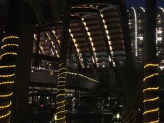 -三亚湾海居铂尔曼度假酒店