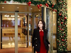 -深圳富苑皇冠假日套房酒店