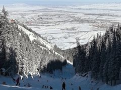 -丝绸之路山地度假区滑雪场