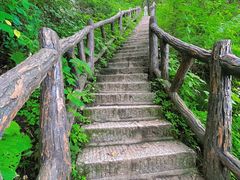 -秦岭终南山世界地质公园翠华山景区