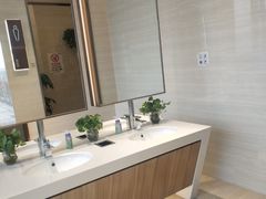 -龙湖星悦荟-停车场