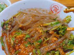 -万记麻辣烫国展总店