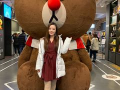 -LINE FRIENDS Garosu-gil Flagship Store