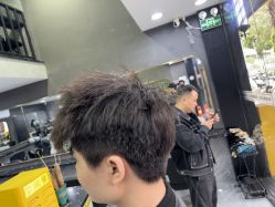 -青丝锦美发沙龙