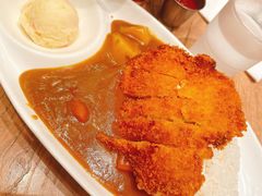 -玛格萝妮比萨屋(四平店)